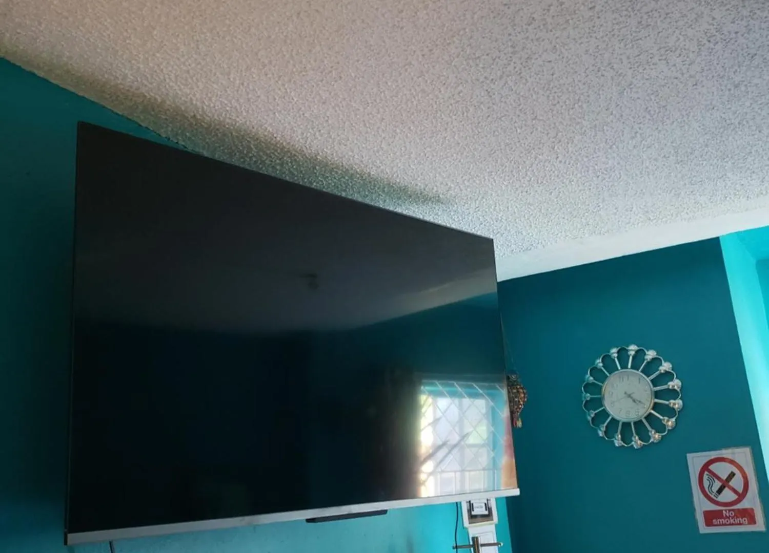 Colorful Private Room Oasis Montego Bay Homestay